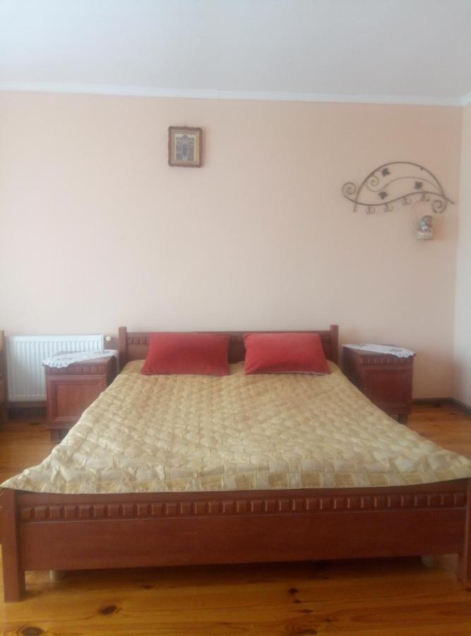 Park House Hotel Pochaiv Bagian luar foto